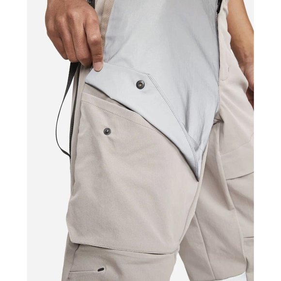 Nike Sportswear Tech Pack Mens Reflective Cargo Pants Size 36 MSRP $160 - Picture 5 of 7